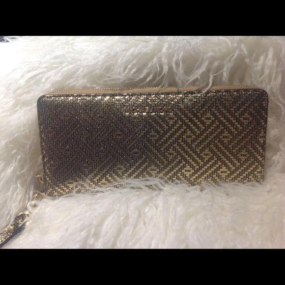Michael Kors Gold Leather Continental Wallet! NWT! - Picture 5 of 5